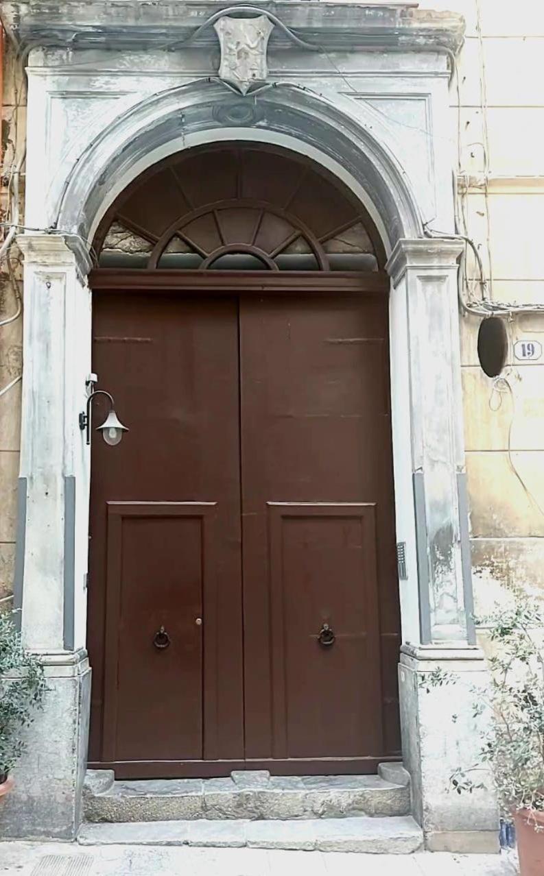 Ferienwohnung Casa Del Parlamento Palermo Exterior foto