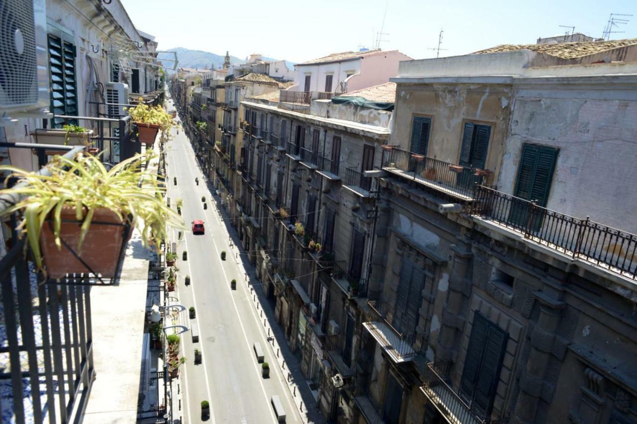Ferienwohnung Casa Del Parlamento Palermo Exterior foto